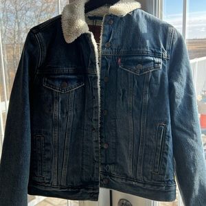 Levi Sherpa Trucker Jacket